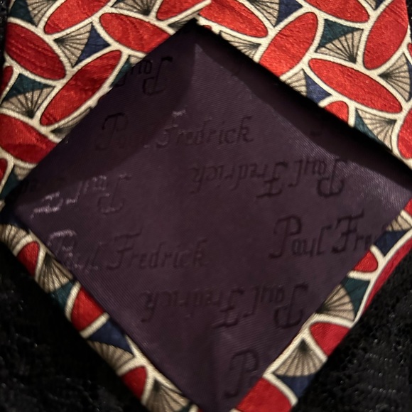 PAUL FREDERICK Pre-loved Silk tie . Lovely bright colors no stains. - Picture 2 of 8